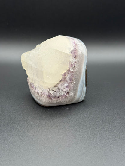 Amethyst & Calcite Cutbase