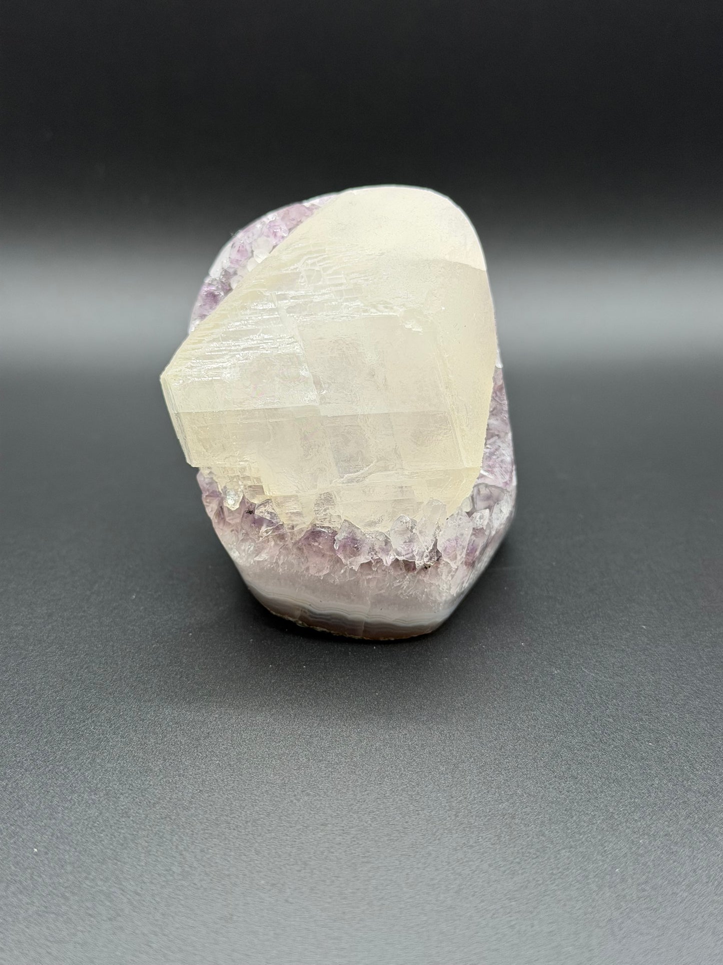 Amethyst & Calcite Cutbase