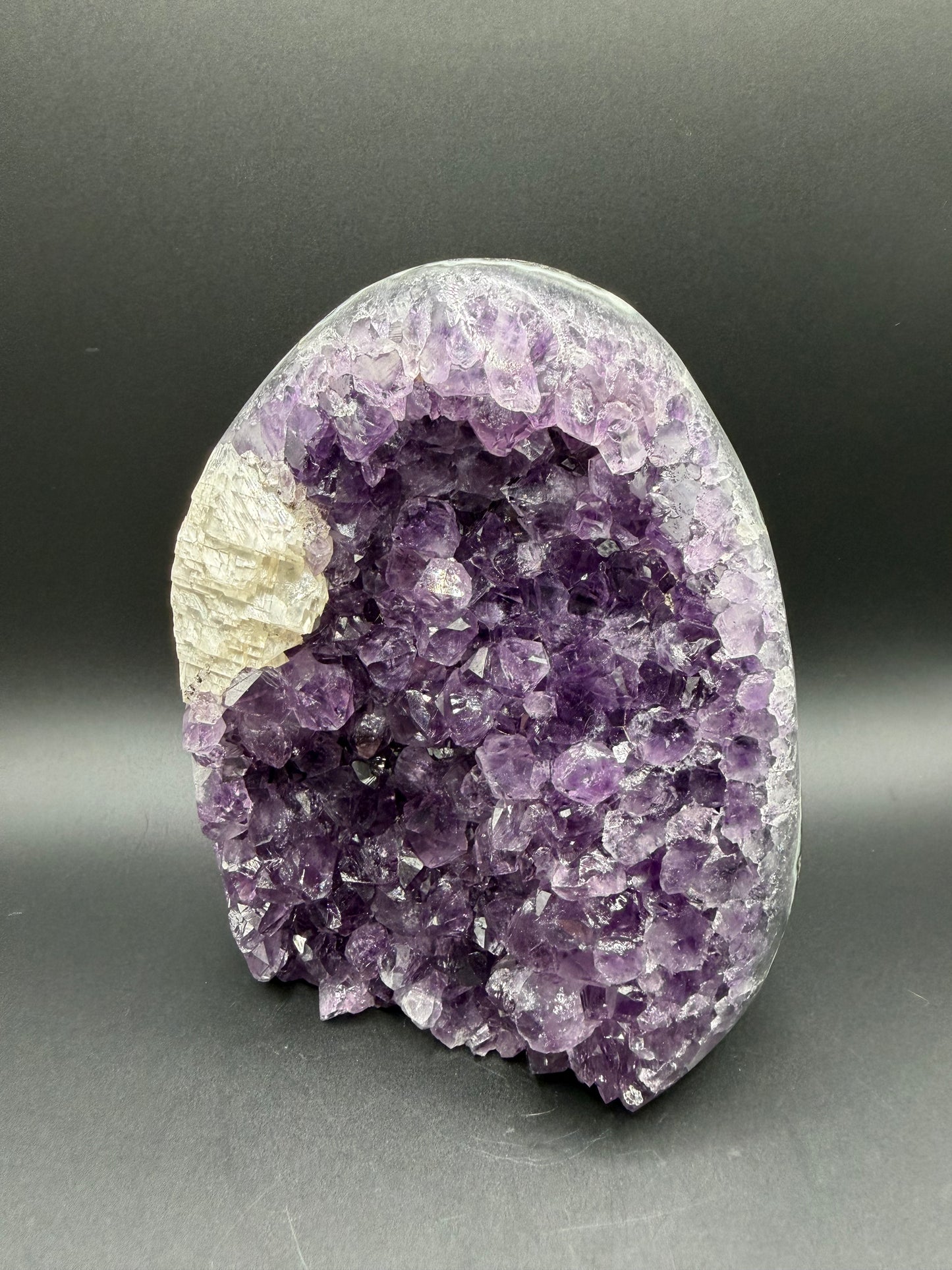 Amethyst Cutbase
