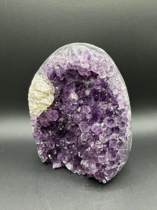 Amethyst Cutbase
