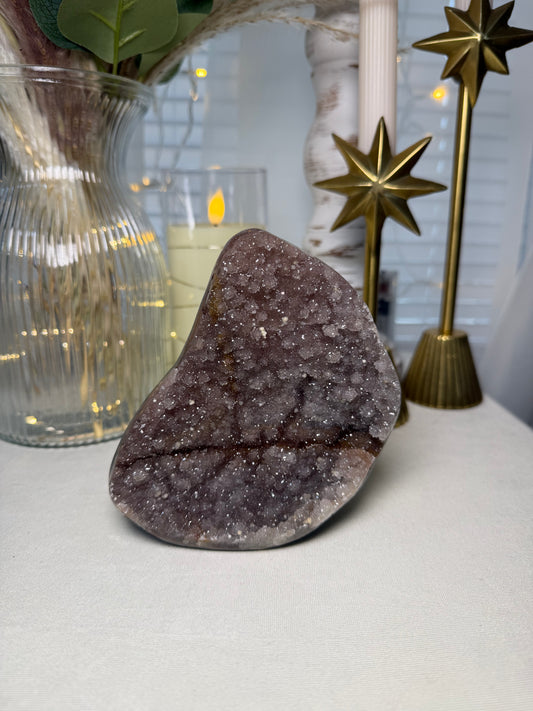 Sugary Mauve Amethyst Cutbase
